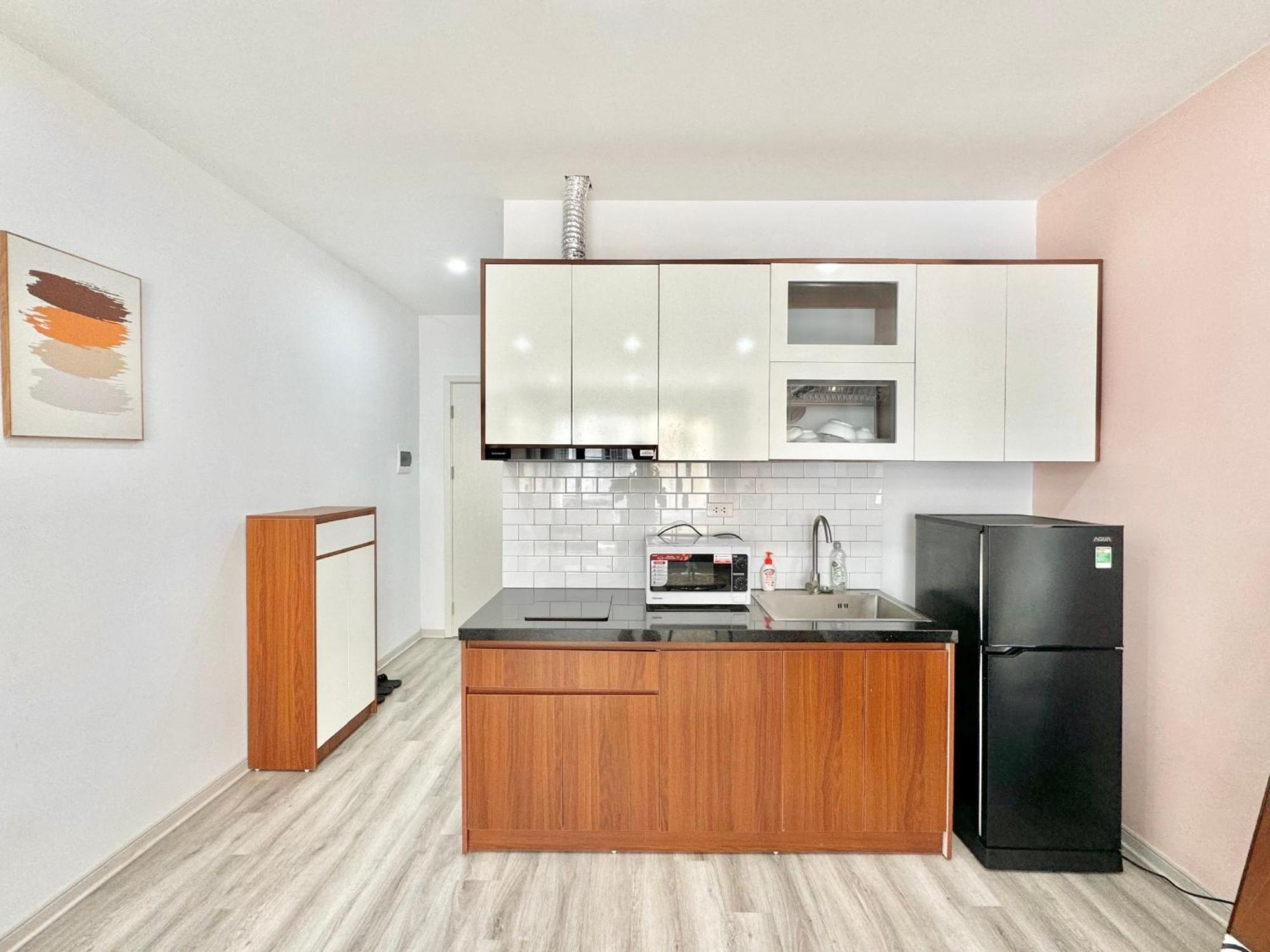 Modern & Comfy Apartment Hanoi Exteriör bild